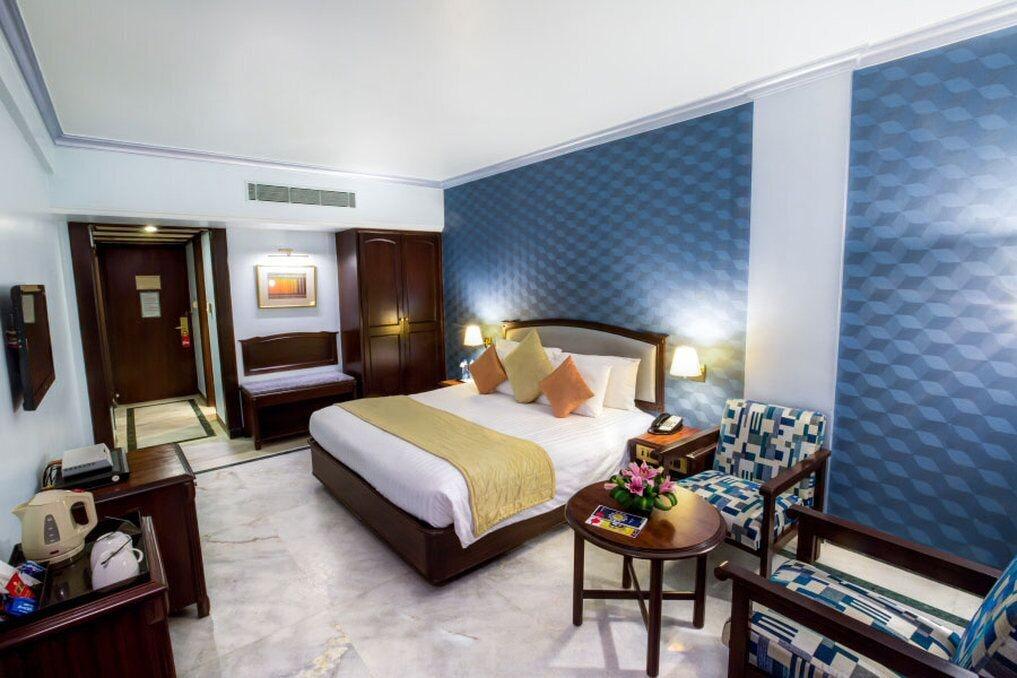 Hotel Radha Regent, Chennai Exterior foto
