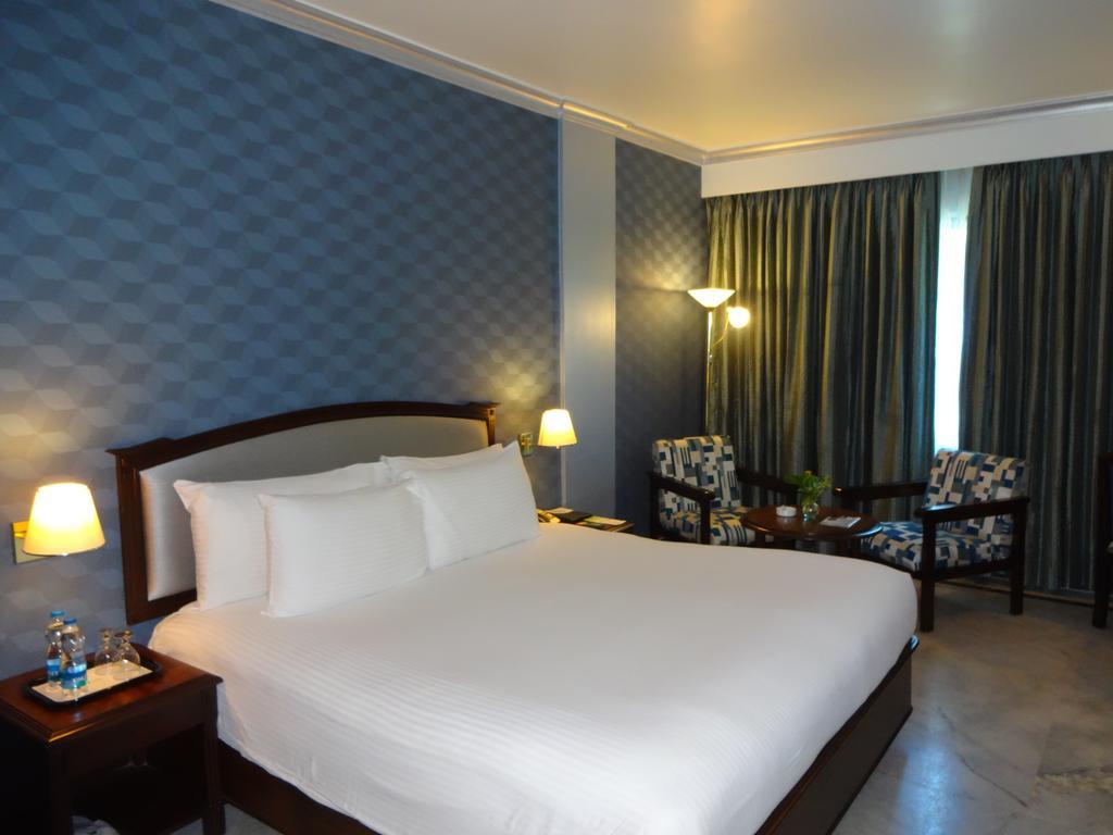 Hotel Radha Regent, Chennai Zimmer foto